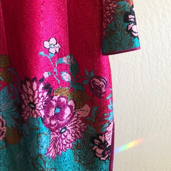 Traditional Chinese QiPao Dress - Picture 3 of 4